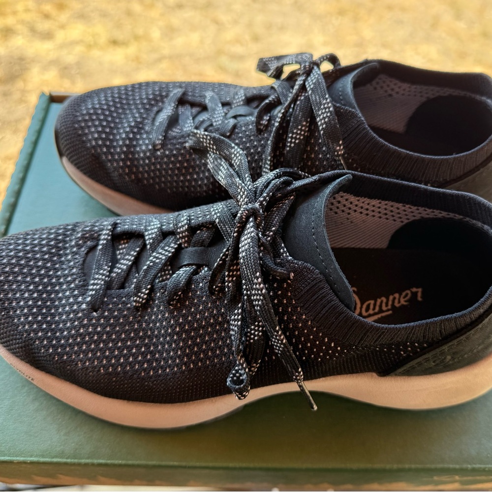 Danner womens Caprine low Black Hiking/Athletic Shoes